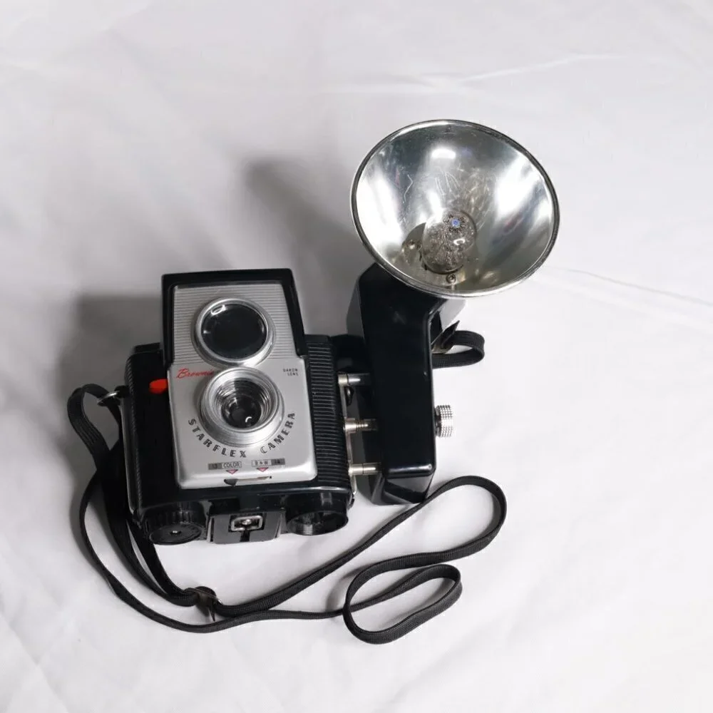 Kodak Brownie Starflex Full Kit: Original Box + Flash + Bulbs + User Manual